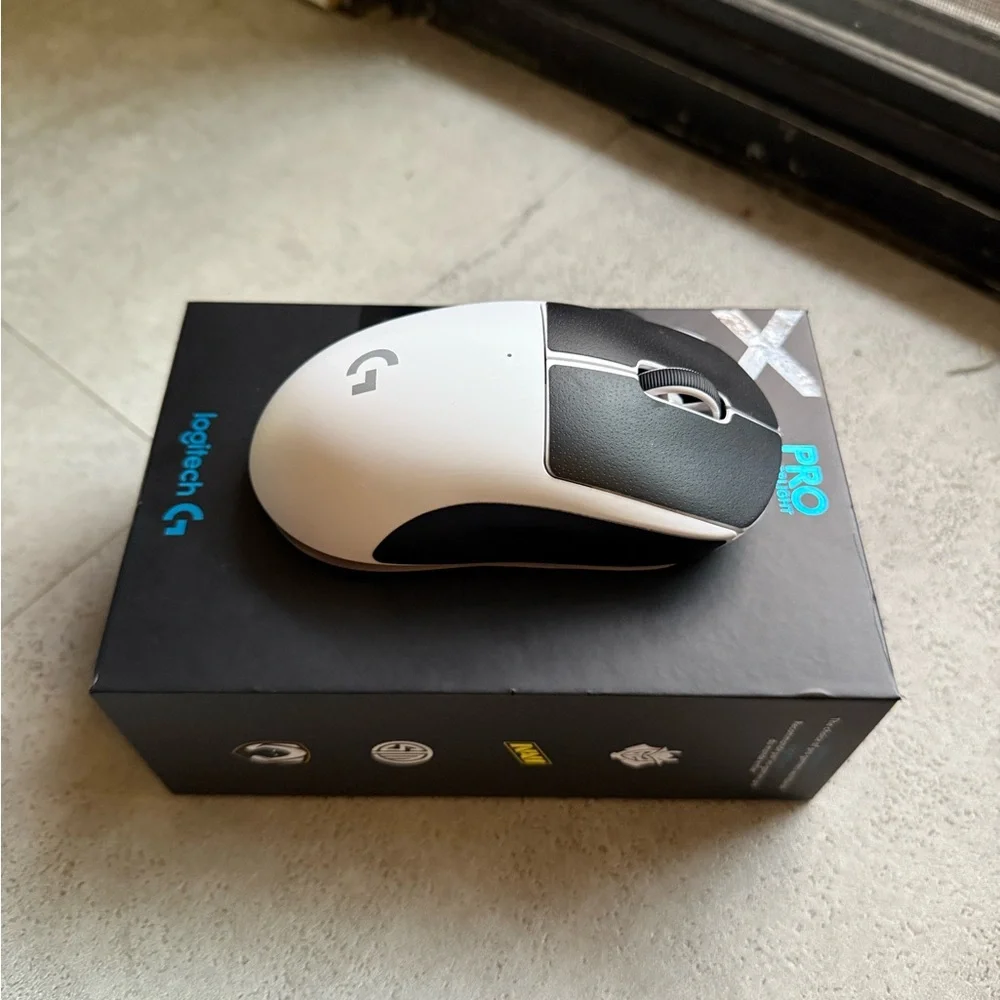 Logitech G Pro X Superlight Wireless Gaming Mouse – Like New